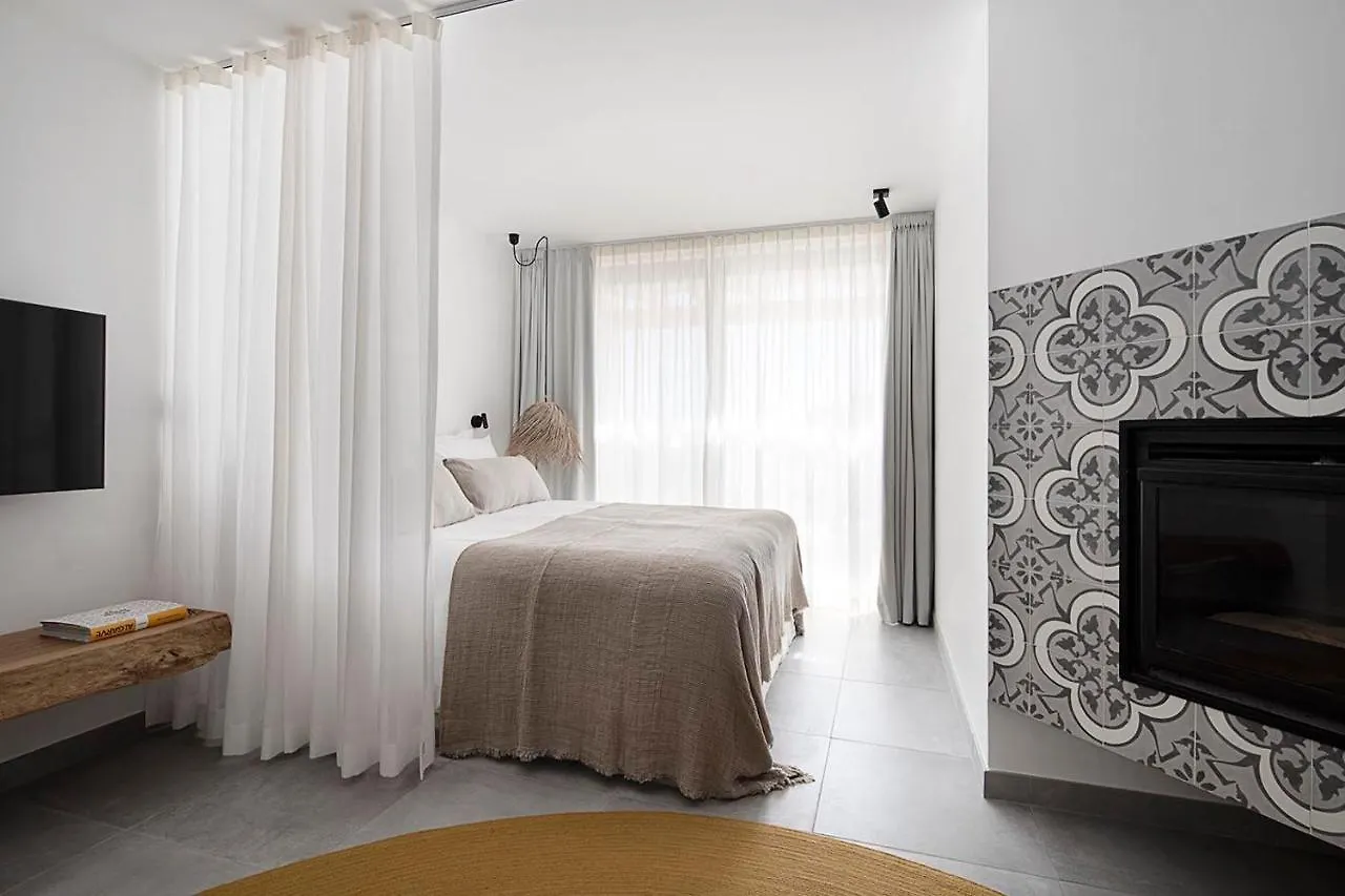 Casas Da Praia By Sevencollection Salema 0*,
