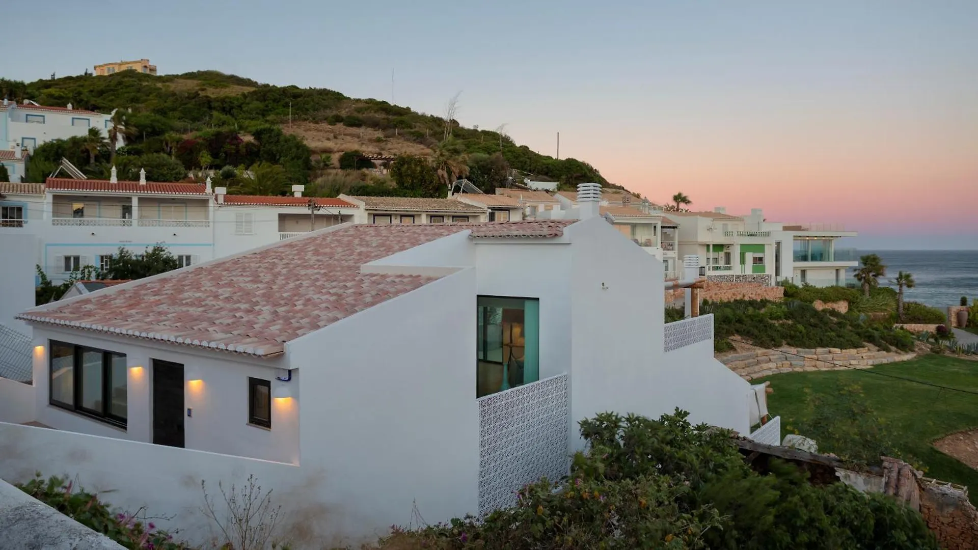 Casas Da Praia By Sevencollection Salema Portugal